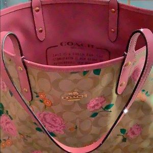 Coach prairie rose print reversible city tote bag